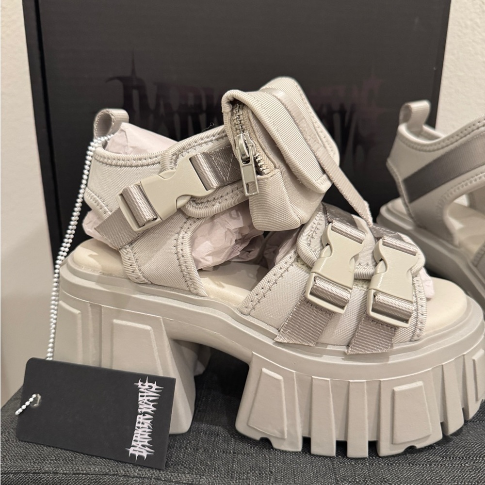 UTOPIA PLATFORM SANDALS - Gray (NEW)
